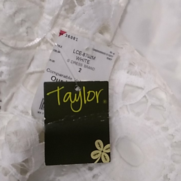 Taylor white lace dress size 2 - Picture 10 of 12